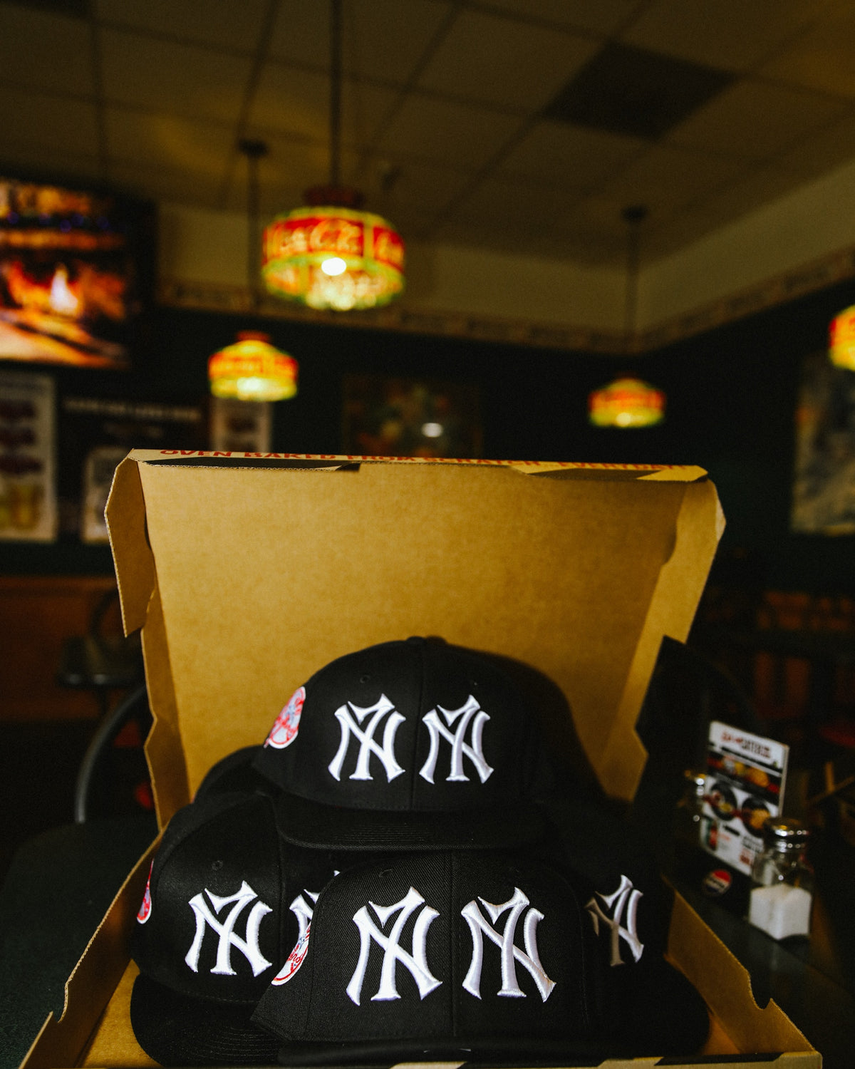 NY7 BLACK FITTED